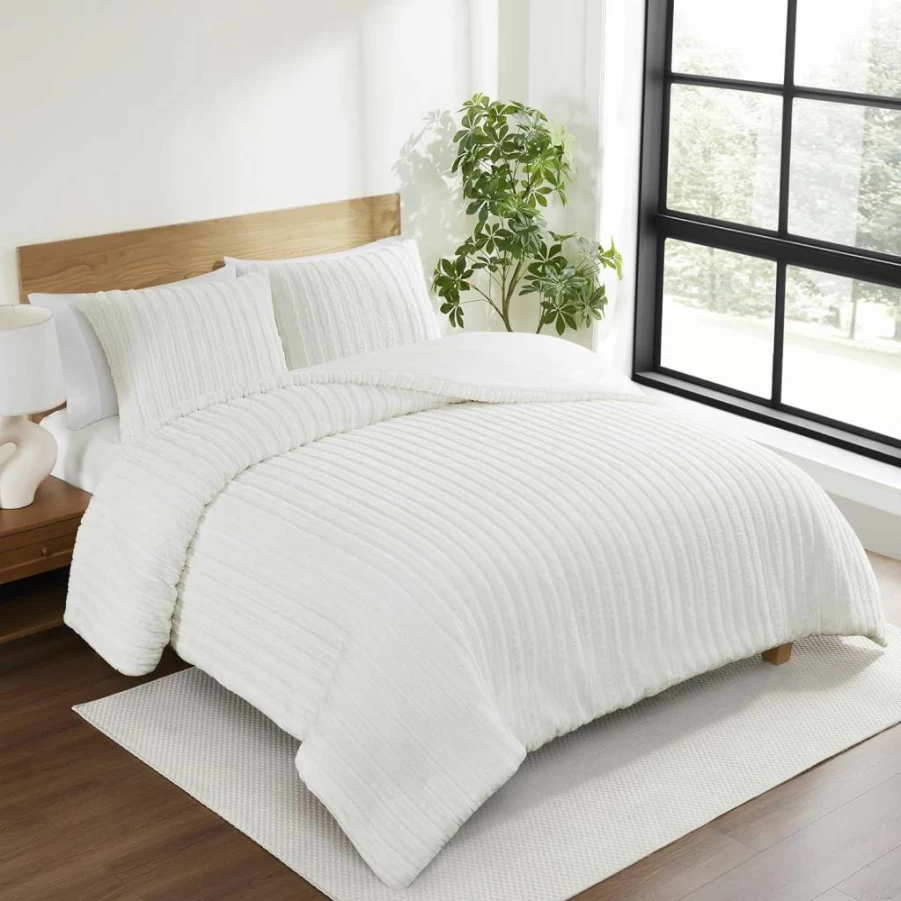 UGG Kenzie Full/Queen Comforter Set - Plush Faux Fur, Down Alternative, Hypoallergenic, Washable, Soft & Warm Bedding in Seal Grey