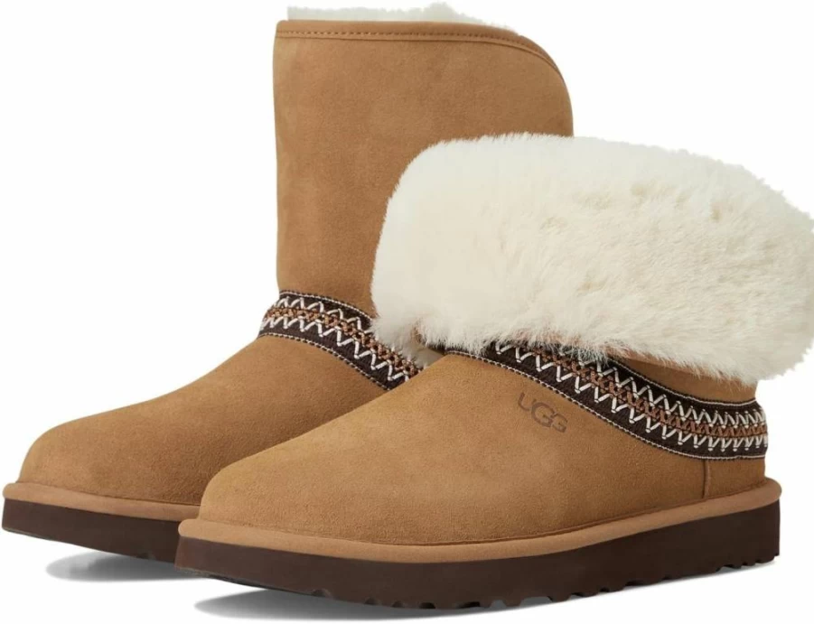 UGG Women's Classic Short Boots - Crescent Fashion Winter Boots for Women