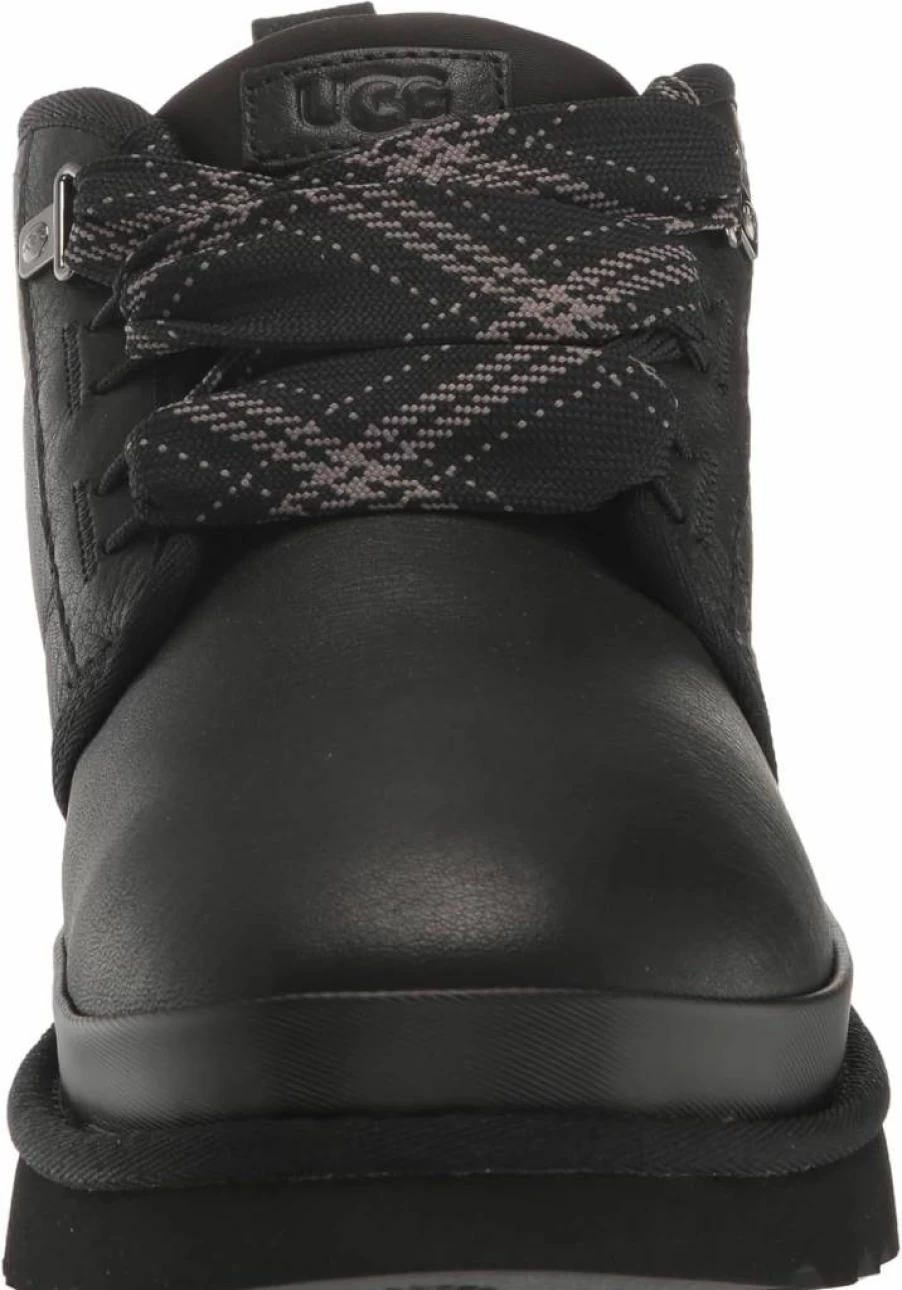 UGG Men's Neumel Chukka Boots - Classic Suede Winter Footwear for Men