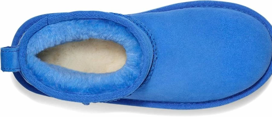 UGG Girls' Classic Ultra Mini Platform Boots | Kids' Winter Snow Boots with Comfortable Fit
