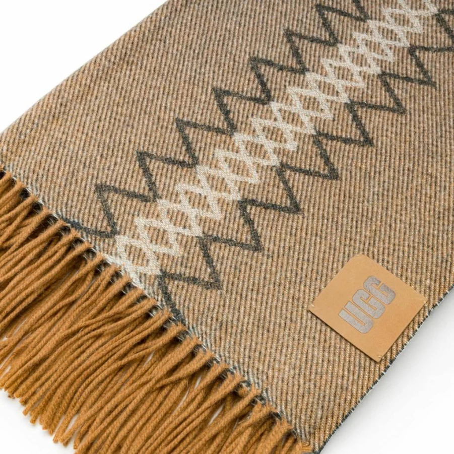 UGG Women's Tasman Ruana Scarf in Chestnut Multi, One Size, Warm & Stylish Wrap